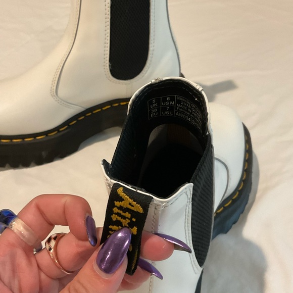 Dr. Martens 2976 Quad Platform White Chelsea Boots - Picture 5 of 5
